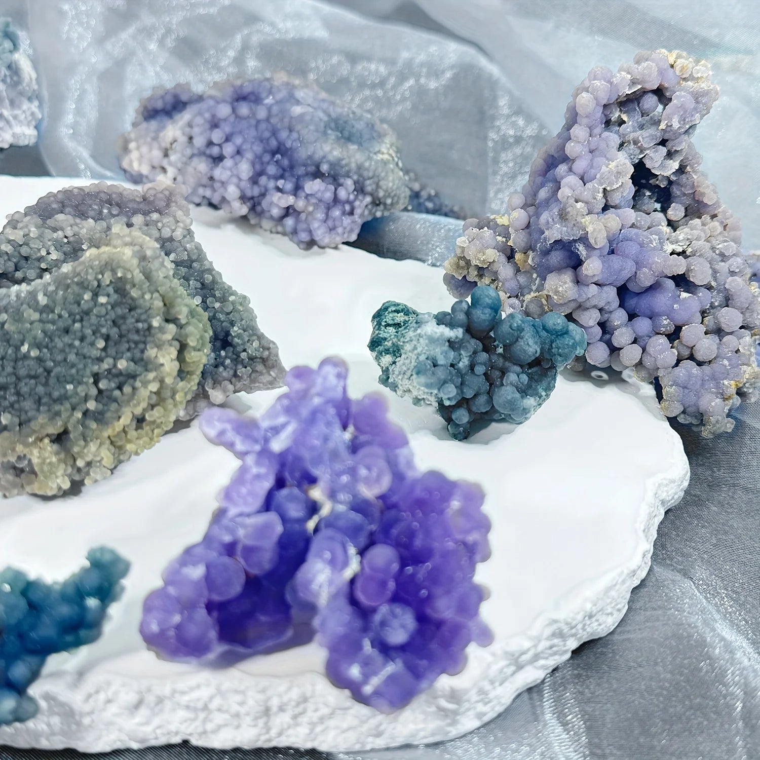 Wholesale Grape Agate Specimen Crystal Stone for Home Decor Unique Holiday Gifts