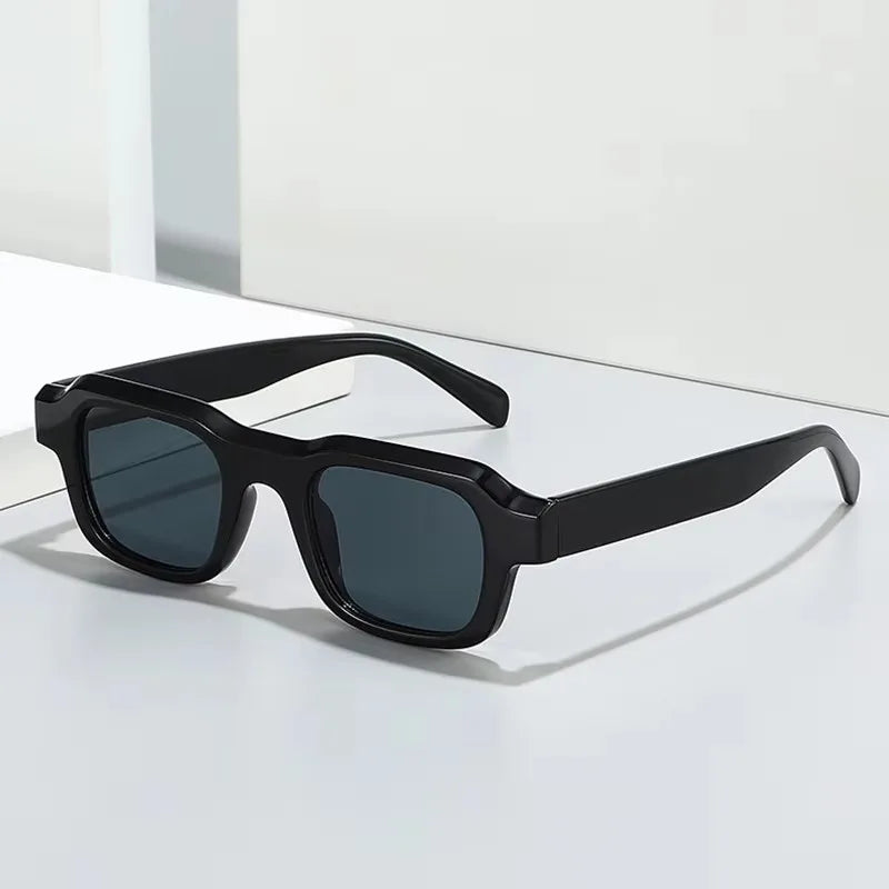 2025 Custom Logo Fashion Retro Men Women Small Frame Punk Sun Glasses UV400 Shades Square Sunglasses Women