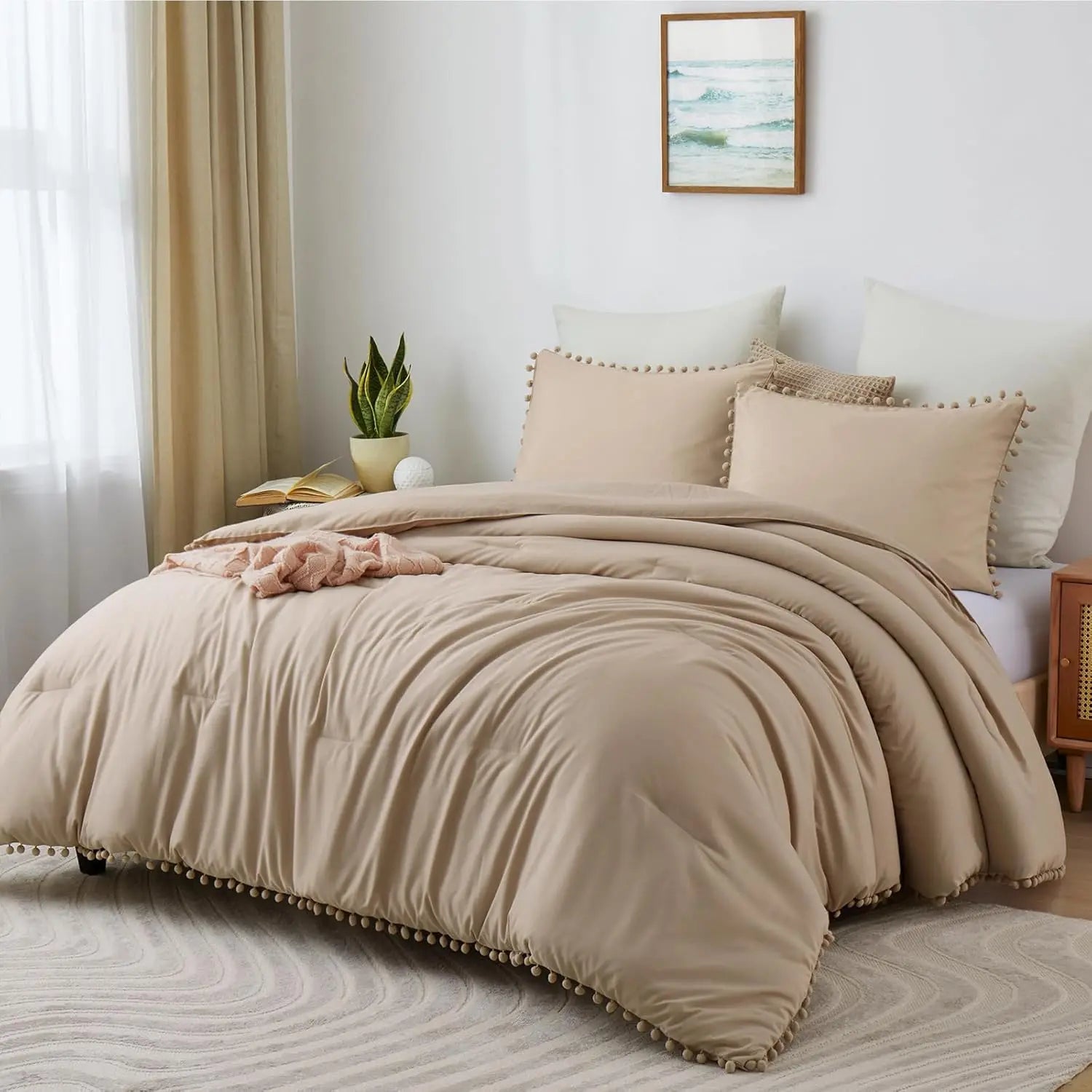 New Promotion Lightweight Quilt Custom Polyester Comforter for Hotel & Home Soft Hand Feel Eco-friendly 3-Pieces Bedding Sets
