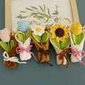 Exquisite New Hand Woven Flower Bouquet Keychain Yarn Crocheted Key chain Creative Handmade Flower Bag Pendant