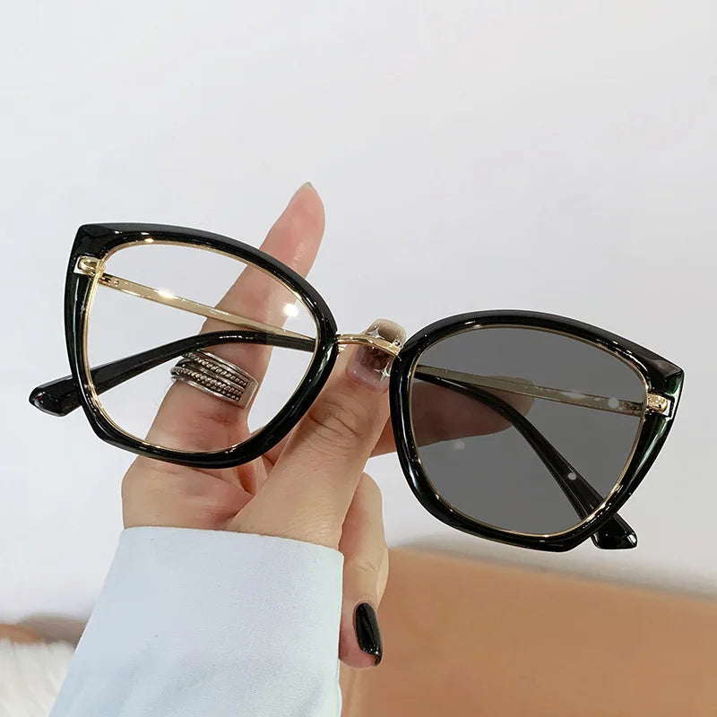 Wholesale Custom Logo Fashion Cat Eye Women Glasses Frames Anti Blue Light Photochromic Glasses Women