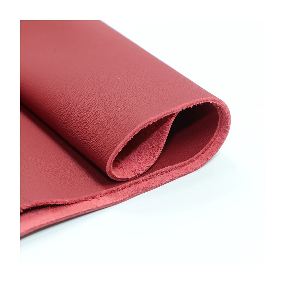 Smooth Organic Texture Sustainable Full Grain Leather Cow Skin for Car Home Decor Sofa Belt Use
