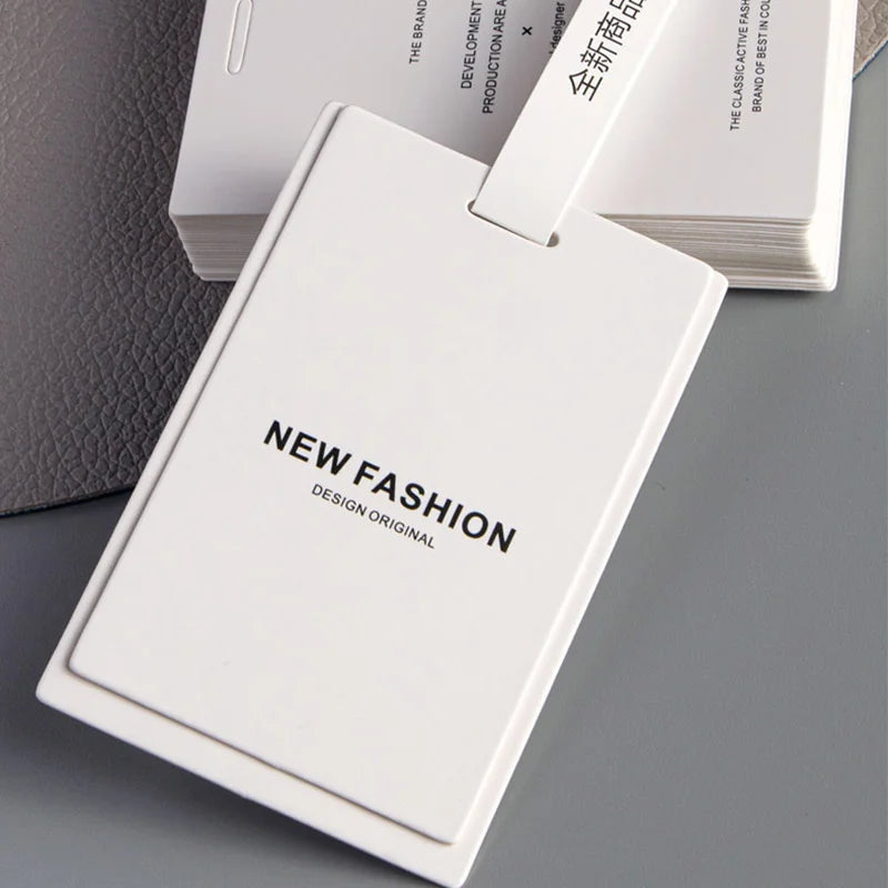 Luxury Garment Hang Tag Paper  Clothes Label Print Name Logo Plastic Hang Tag With String Paper Hangtags for Clothing Own Logo