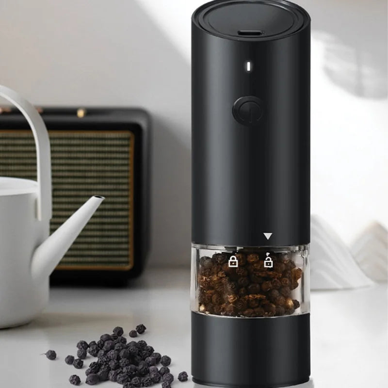 Wholesale Travel Plastic USB Mill Parts Wood Black Automatic Rechargeable Electric Salt Pepper Grinder