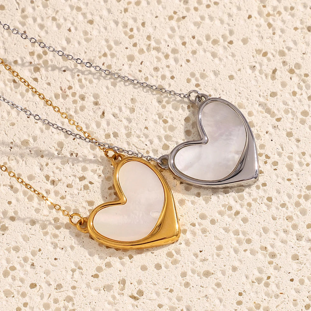 Dreamshow Shell Jewelry Heart Pendant Necklace 18k Gold Plated Jewelry Fashion Stainless Steel Necklace