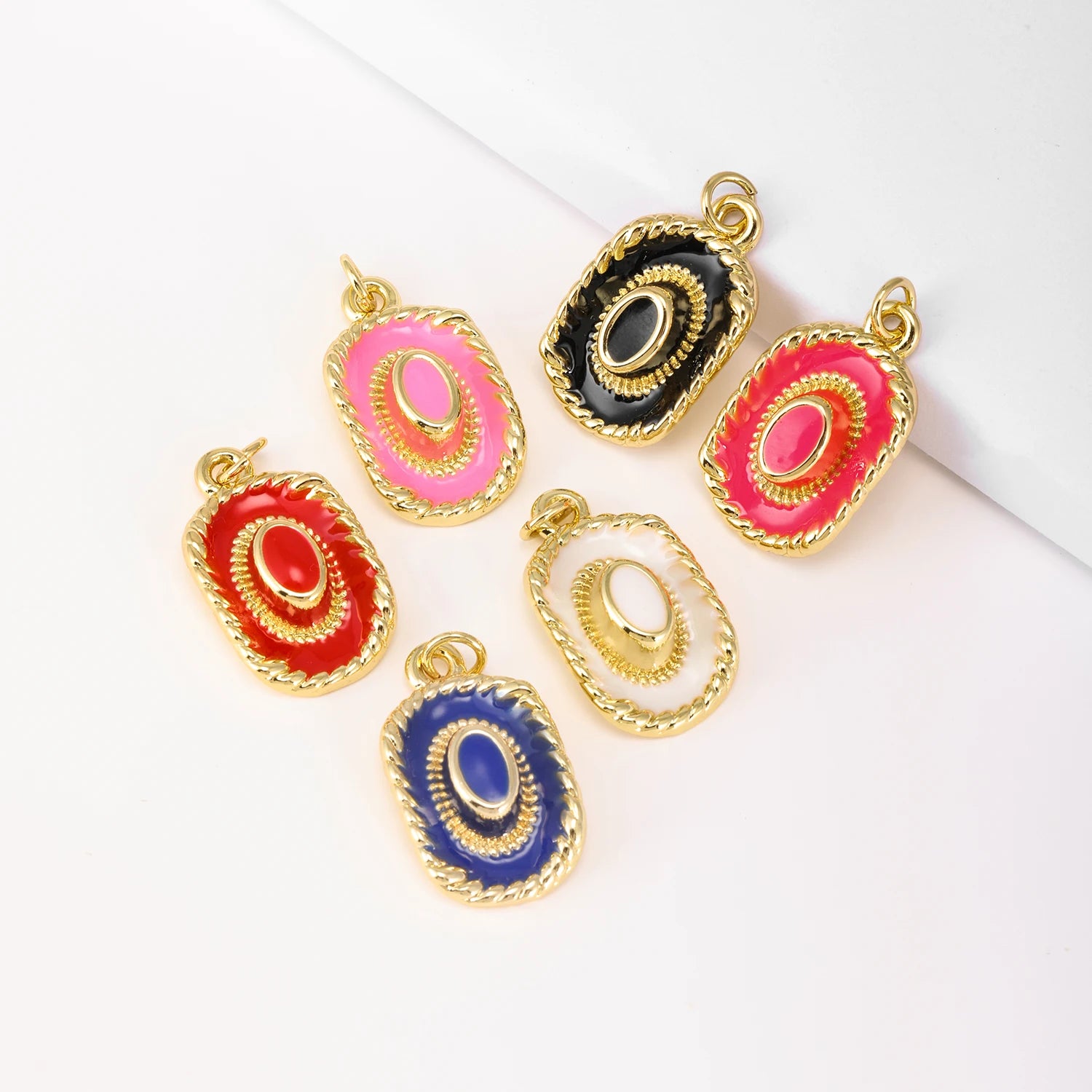 QIKU Wholesale Copper Hat Shape Enamel Charms Flat Back Vintage DIY Necklace Pendants for Jewelry Necklace Making Bulk