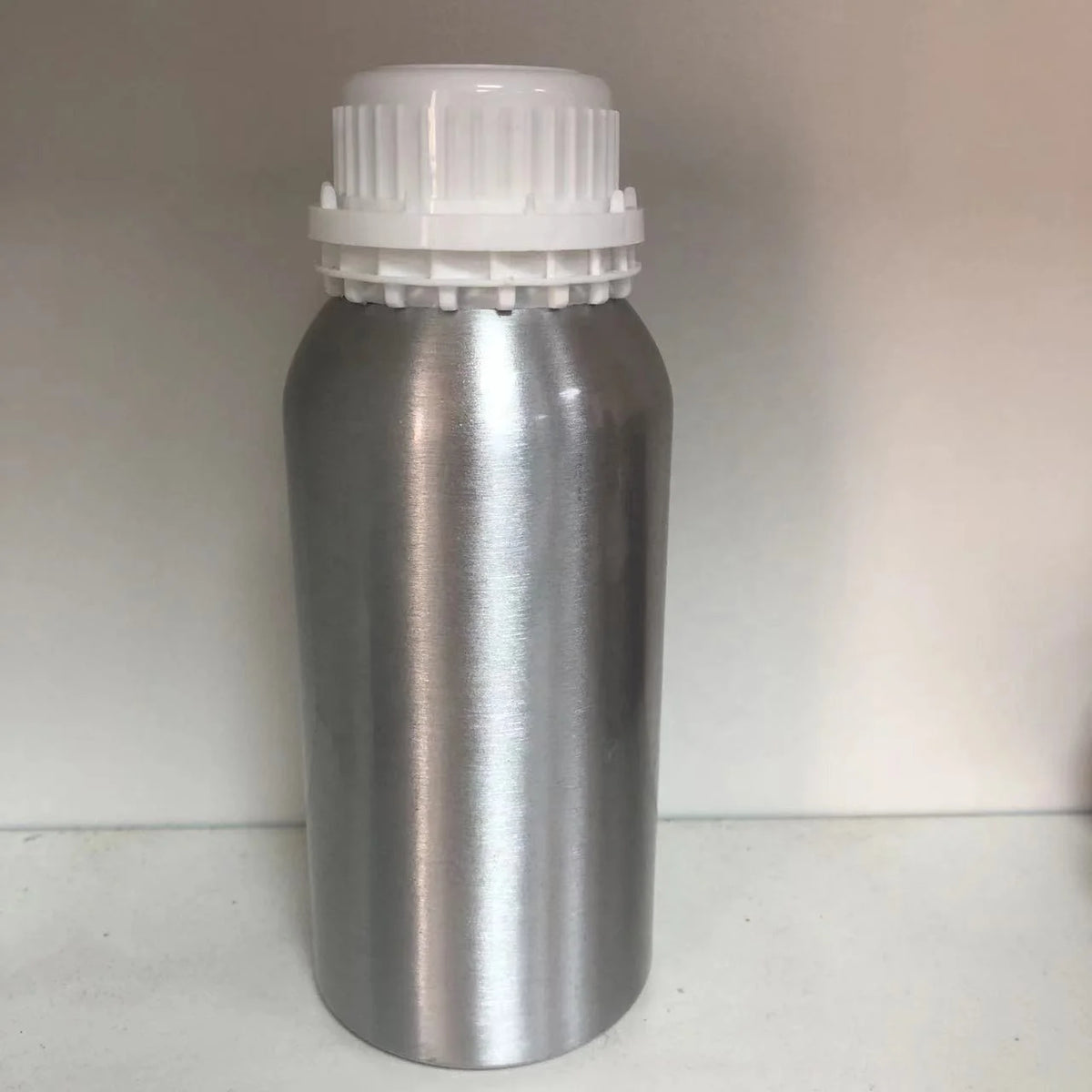 Factory Manufacturer 30ml 60ml 100ml 250ml 500ml Silver Aluminum Bottle Essential Oil Bottle Aluminum Spray