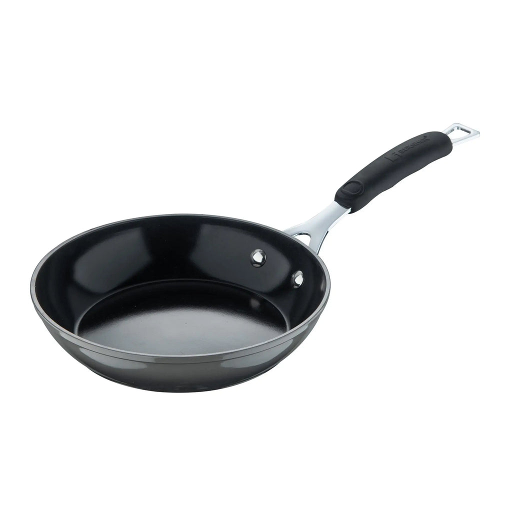 Bergner EXCALIBUR 24cm Frying Pan in Forged Aluminum with Ceramic Interior in Grey