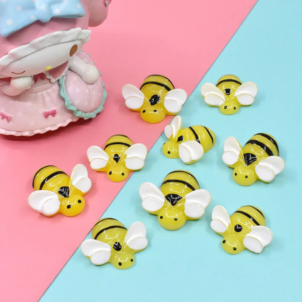 1Pcs Cartoon Wasp Small Bees Series Resin Flatback Cabochon Crafts Embellishments DIY Handicraft Hair Bow Accessories