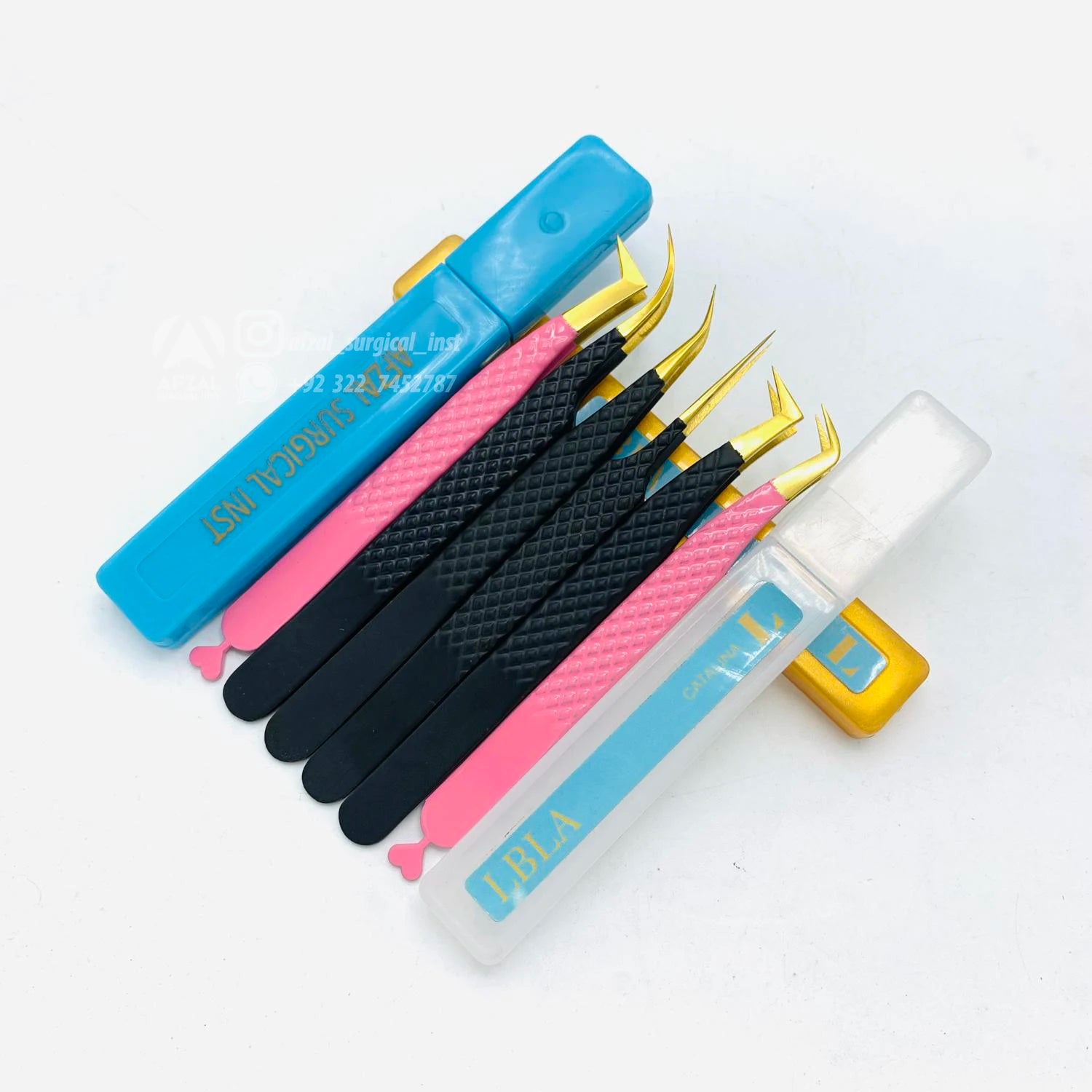 Hot Sale 2025 /2026 Heart-Shaped Eyelash Tweezers with Plasma Gold Pointed Pink and Black for Eyelash Extensions Tweezers