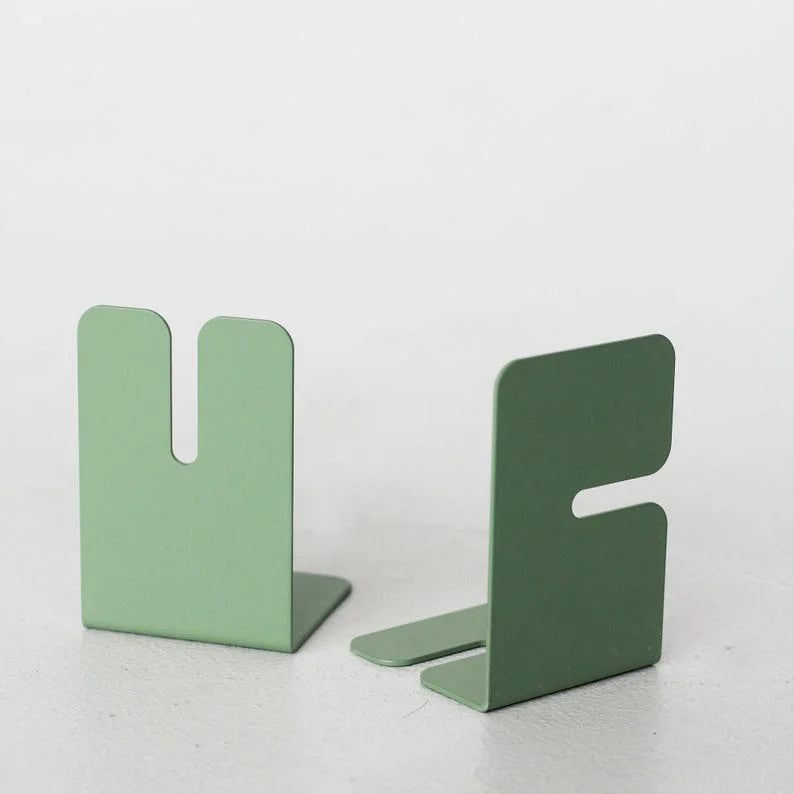 Custom Business Gift Modern Simple Style Iron Metal Bookends for Office Desk Decoration MegaBDM
