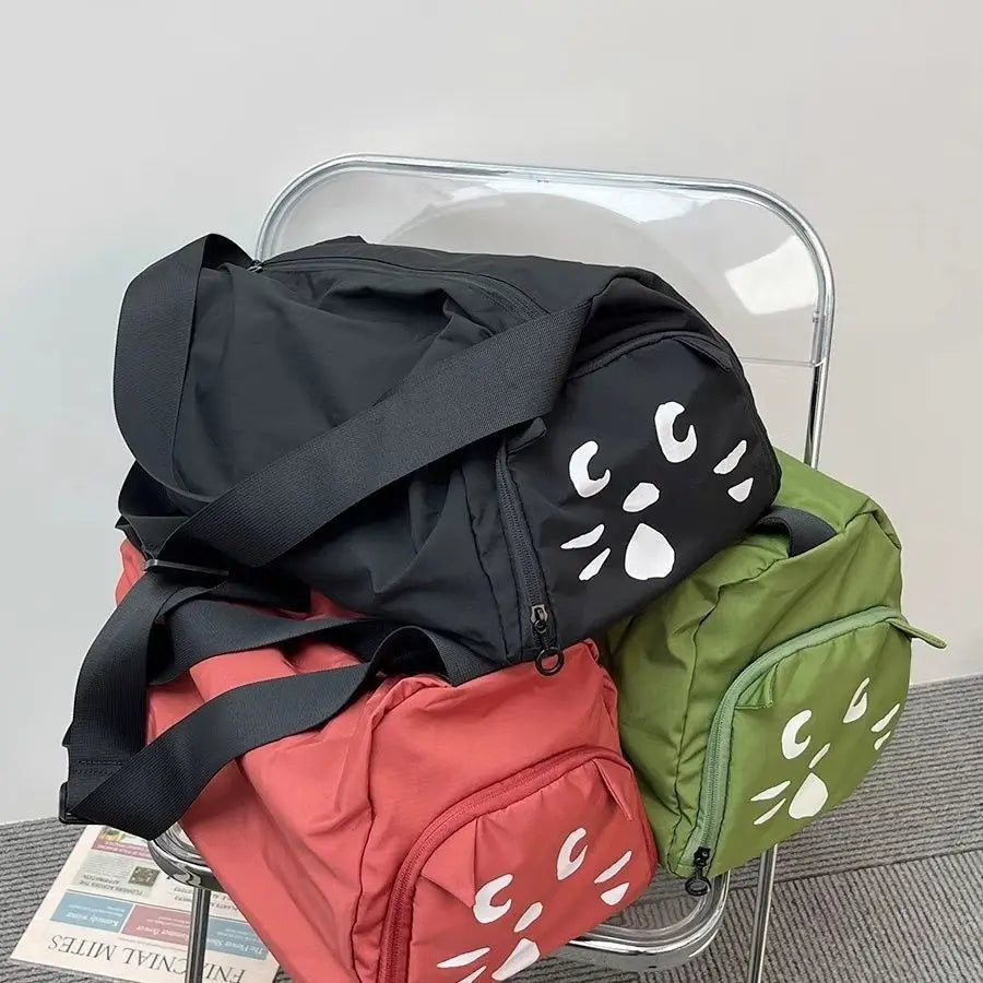 Cat-Themed Travel Bag Large Capacity Lightweight Luggage Bag Single-Shoulder Bag with Wet/Dry Compartments Unisex Crossbody Bag