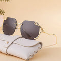 Logo Custom 2025 Fashion Vintage Oversized Square Sun Glasses UV400 Metal Legs Rimless Sunglasses for Unisex MegaBDM