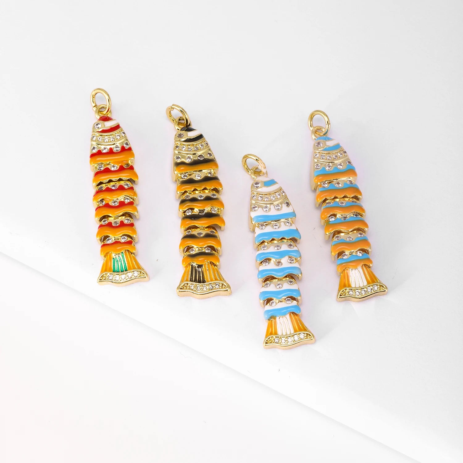 QIKU Wholesale Fish Gemstone & Enamel Charms Cute Animal Pendants for Jewelry Necklace Making