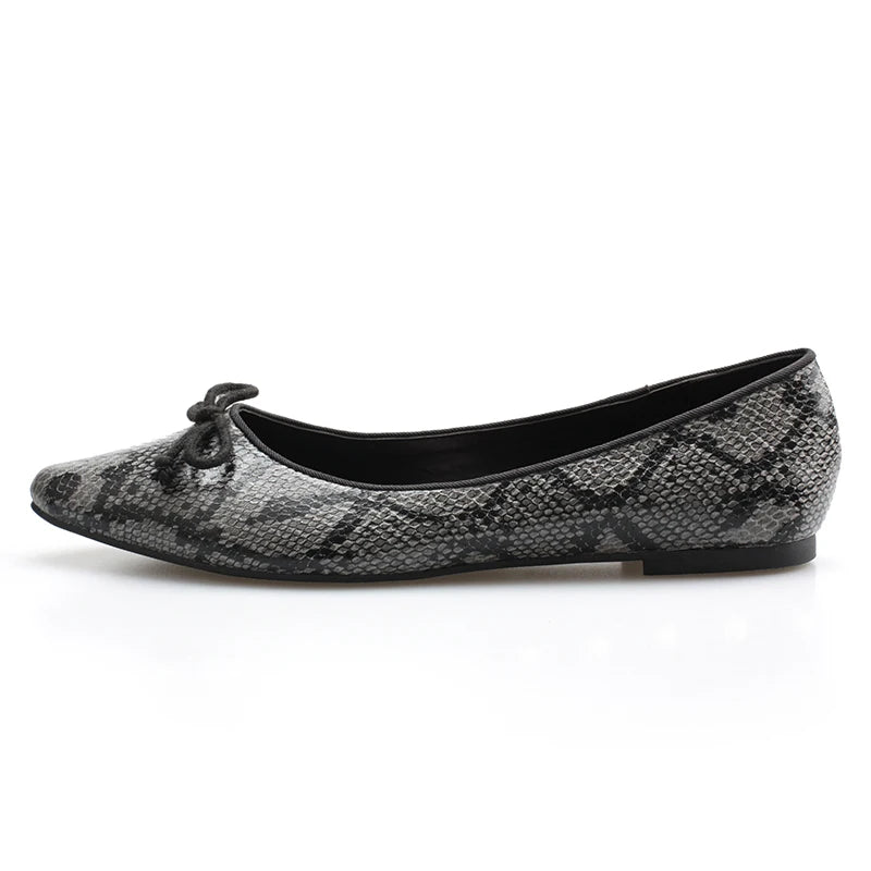 The Women Fashion Fancy Snake Pu Upper French Binding Black Pu Soft Insole sharp Toe Flat Shoes