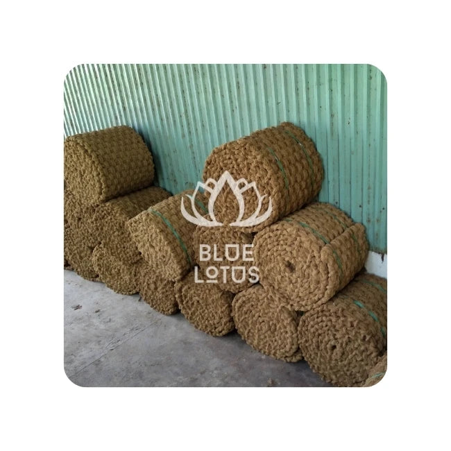 HOT PRODUCT 2025 Stylish Handmade Coconut Fiber Mat Anti Slip Durable Coir Rug For Indoor Outdoor And Patio Use