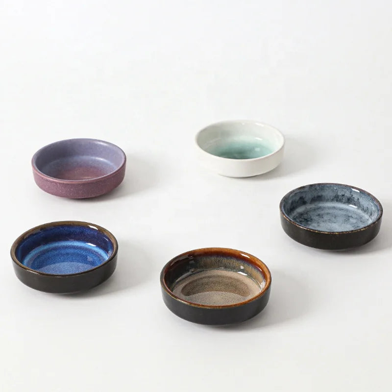 Japanese Retro Round Porcelain Soy Sauce Dipping Dish Eco-Friendly Restaurant Sushi Spice Condiment Dishes