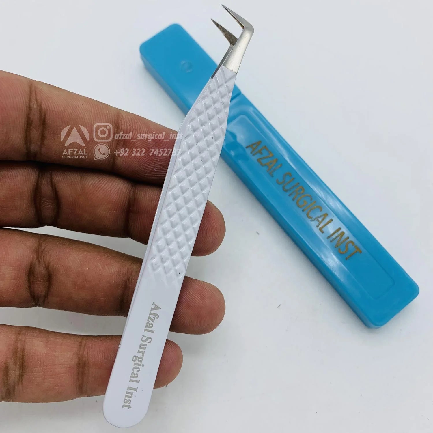 High Quality Anti-Static 90 Degree Japanese Stainless Steel Eyelash Extension Tweezers Micro Fiber Tips Professional Plastic