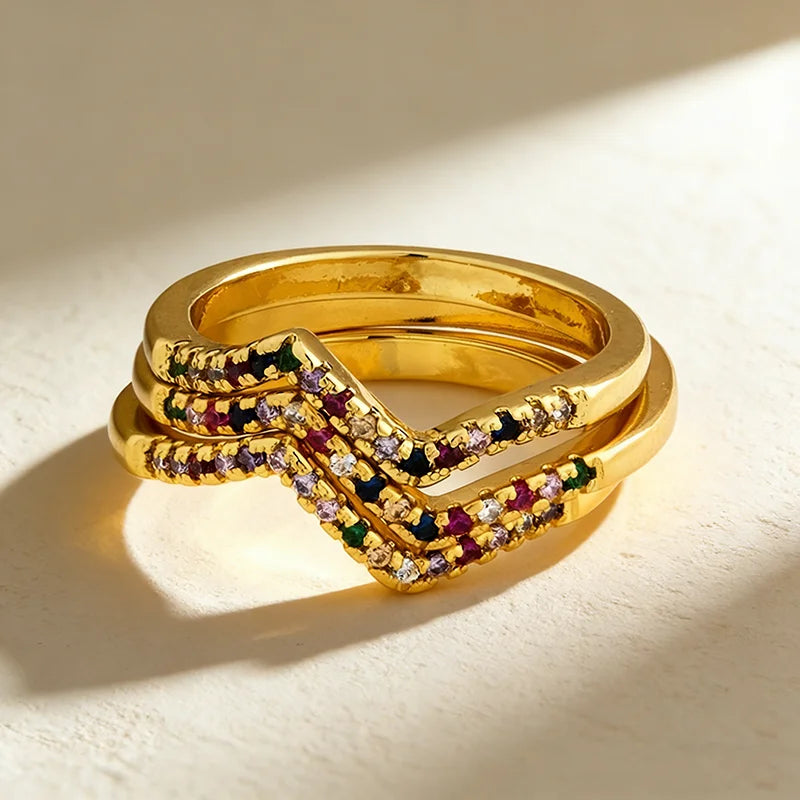 QIKU Trendy Simple Crystal Geometric Colorful Crystal Women Ring Copper Zircon Fashion Jewelry Gift Wedding Accessory Wholesale