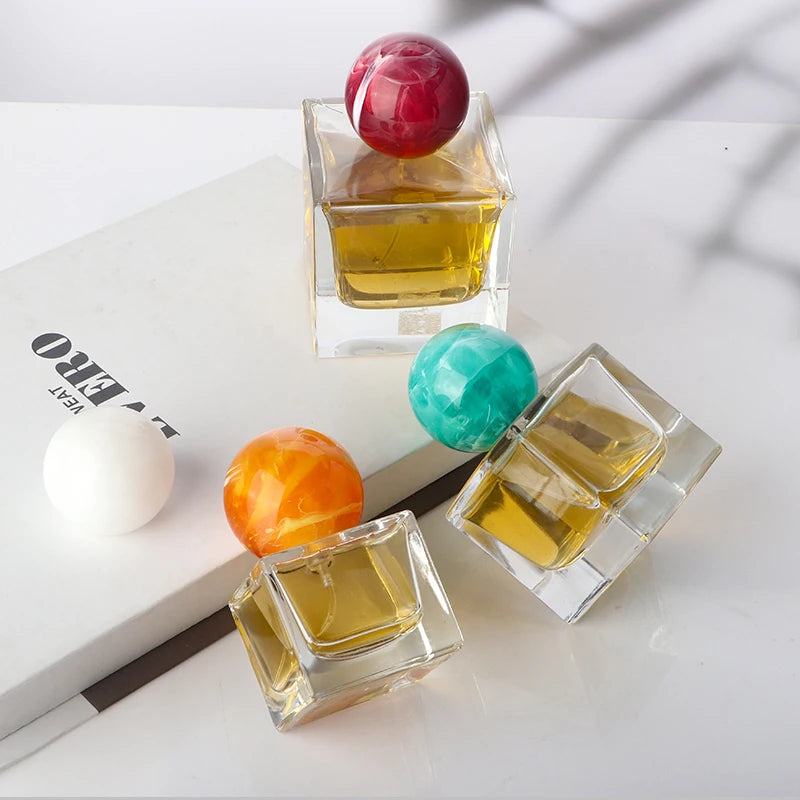 Luxury Perfume Empty Glass Bottle 30ML 50ML 100ML Clear Square Perfume Glass Bottle Packaging With Stone Cap