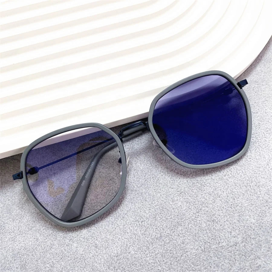 Photocromic Glasses Ladies Sexangle Over Size Alloy Black White Lunettes Photogray Pour Femme Anti Blue Light Computer Screen