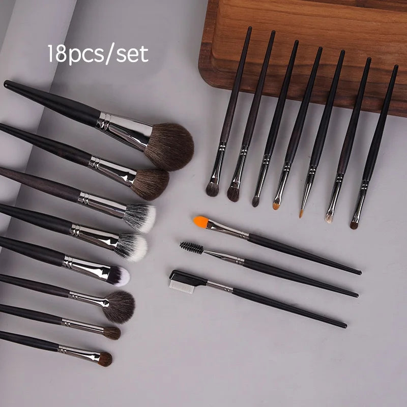 DAHUI Manufacturers Professional Makeup Brush Set 18pcs Soft Natural Animal Hair Makeup Brush Set