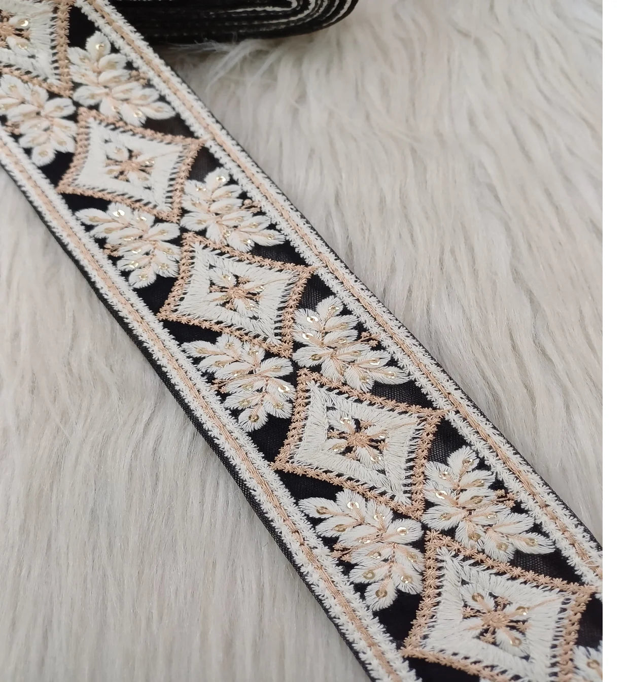 Custom Made Blended Organza Geometric Floral Designed Machine Embroidered Eco-Friendly Ribbons 1.5 Inch Width for Ladies
