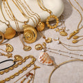 Dainty Jewelry 18K Gold Plated Oval Shell Pendant Necklace Elegant Natural Pearl Beads Necklace for Women Lady Gift