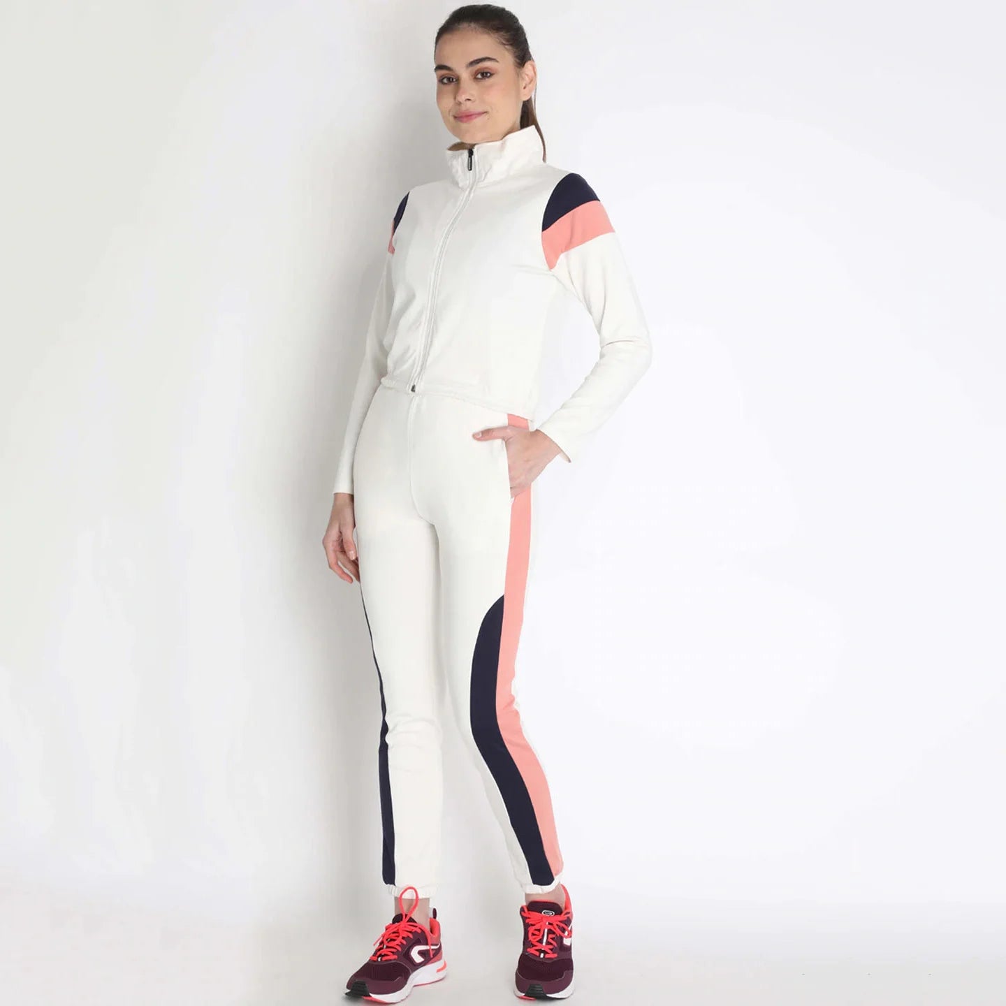 Wholesale Latest Design Women Clothing Custom Sweatsuit Oversize Tracksuit for Women 2 Piece Wide Leg Cargo Pants and Hoodie Set