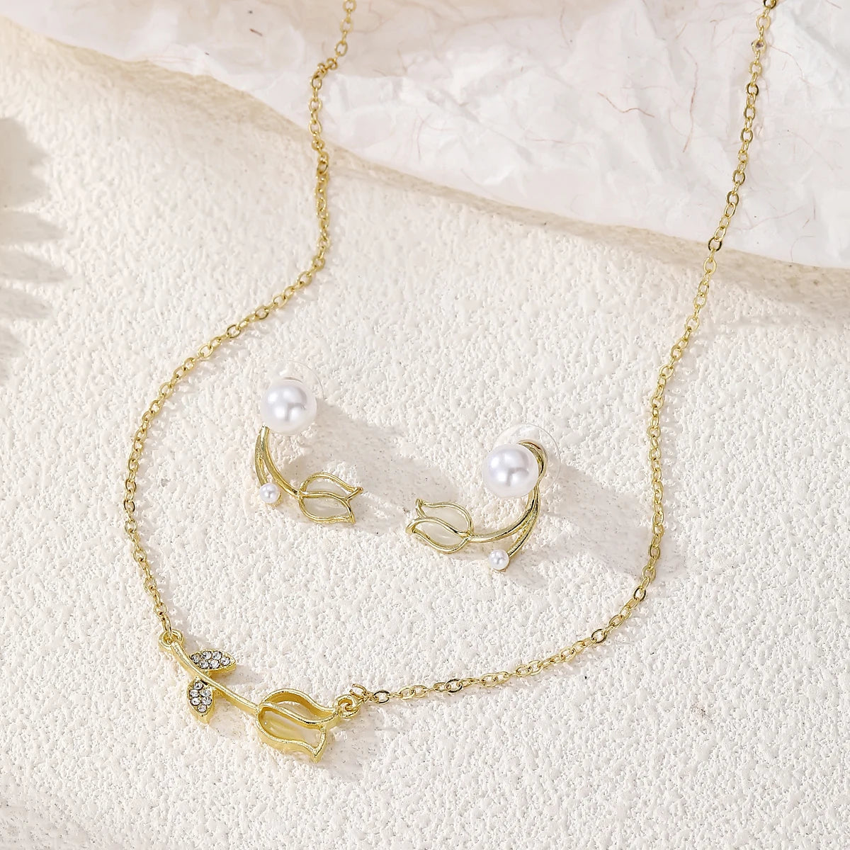 2Pcs/Set Trendy Tulip Design Rhinestone Earrings Necklace Set for Women Jewelry
