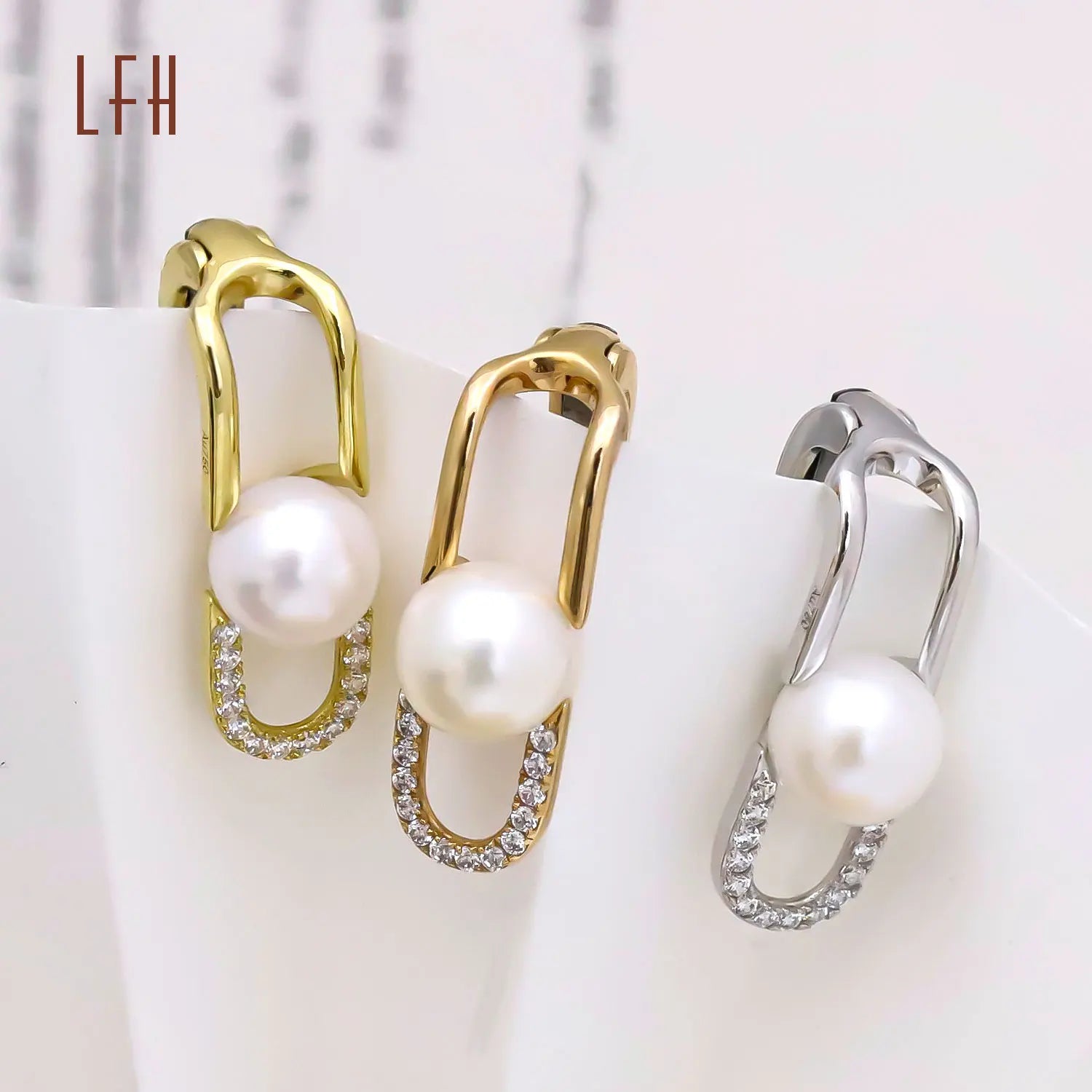 Wholesale Natural Freshwater Button Pearl Paper Clip Shape Earring Real Gold Jewelry 18k With Certificate