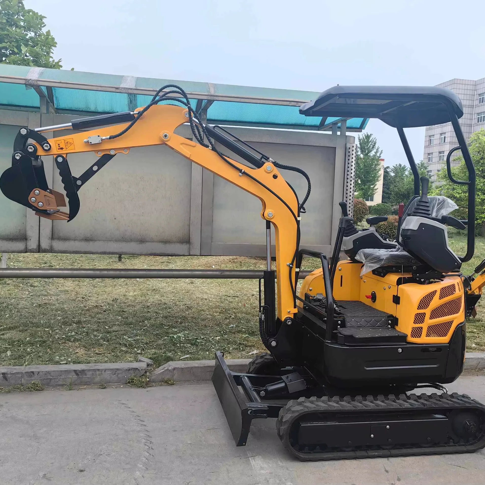 CE Mini Excavator 1.5 Ton for Sale Small Mini Excavator Mini Excavator Machine for Slovakia