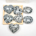 Healing Energy Snowflake Stone Crystal Gemstone Heart Shape Palm Stone Snowflake Healing Crystals Worry Pocket Stones for Gift