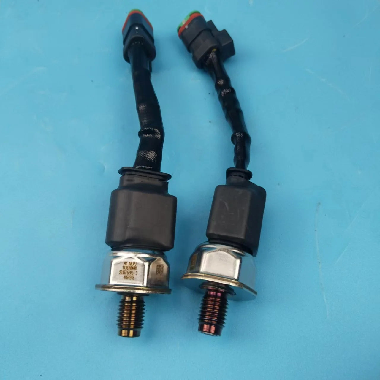 6746-71-1220 Komatsu Excavator PC300-11M0 Engine 6D114-5 diesel High-pressure Common Rail Fuel tank Sensor