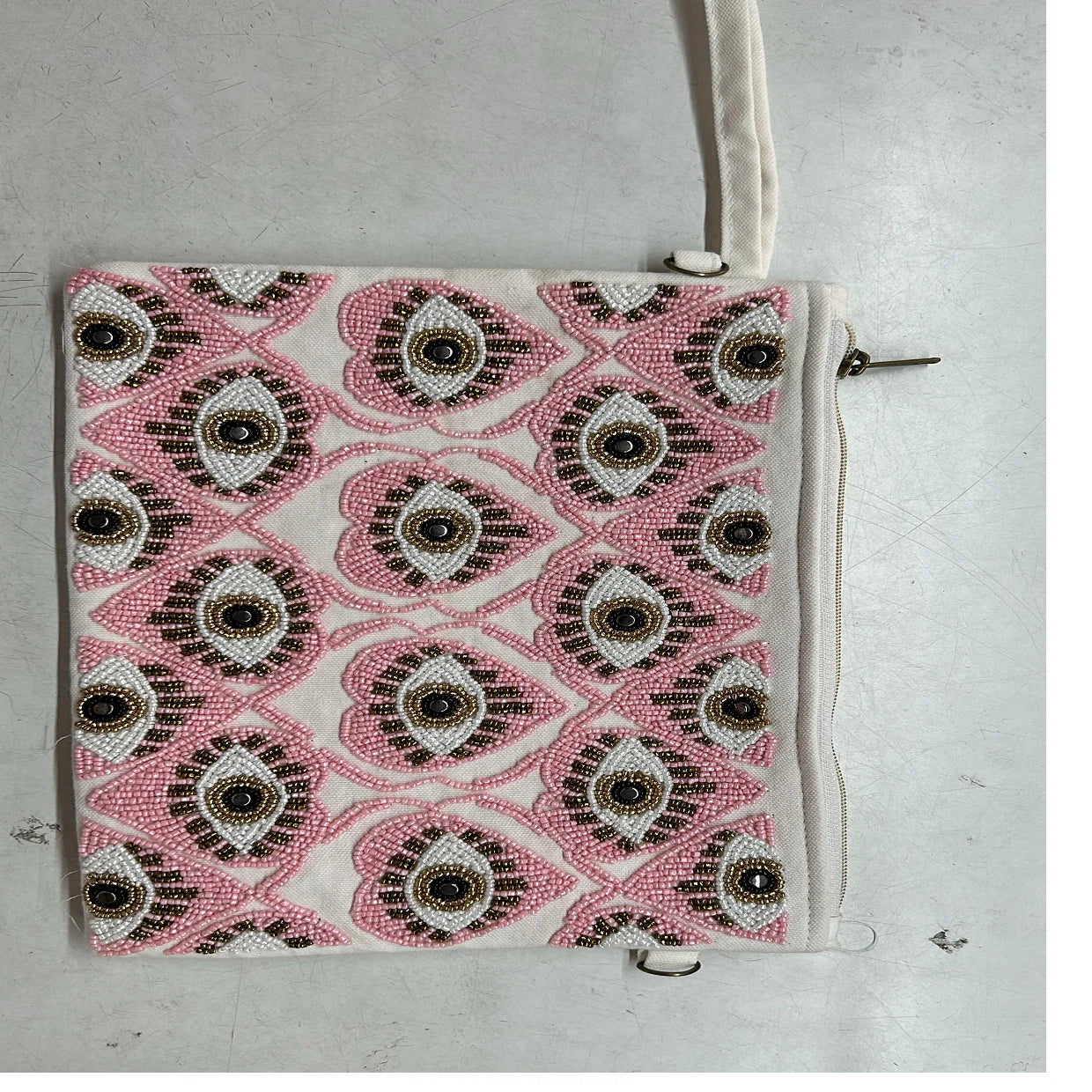 Custom Made Eye Shaped Beaded Embroidered Sequined Open Zipper Button Waterproof Pouches Adjustable Strap for Fashion Stores