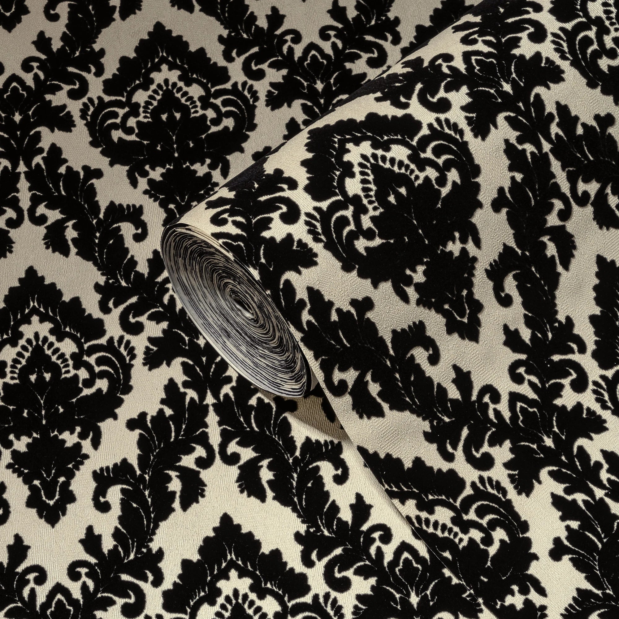 Germany Luxury Velvet Flock Damask Wallpaper Rolls Black Cream Non Woven Wash-Resistant for Living Room & Kitchen 1005x052m