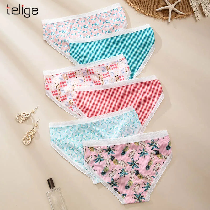 Printed Woman's Low-Rise Lace Briefs Charming Bikini With Contrasting Lace Waistband Charming Pour Femmes