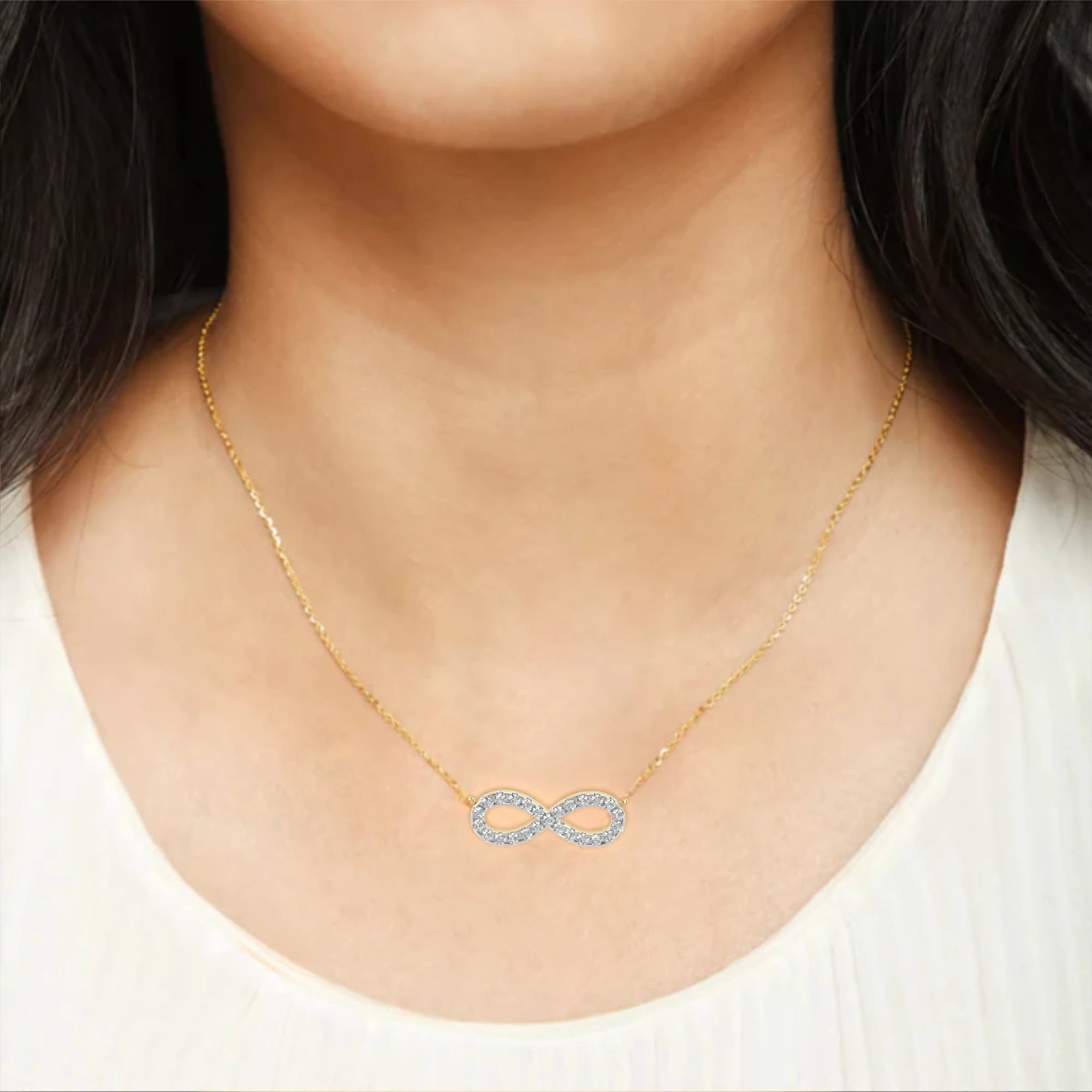 Jeuteis Anti-Tarnish IGI Certified Lab Created 18k Gold Plated Stainless Steel Box Chain Zircon Peace Pendant Women's Necklace