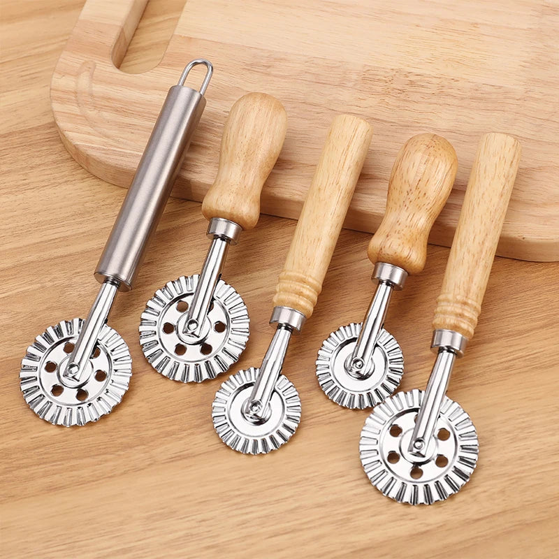 Baking Best Logo Sale Bamboo Large Professional Custom Wood Tool Stainless Steel Wheel Pizza Cutter