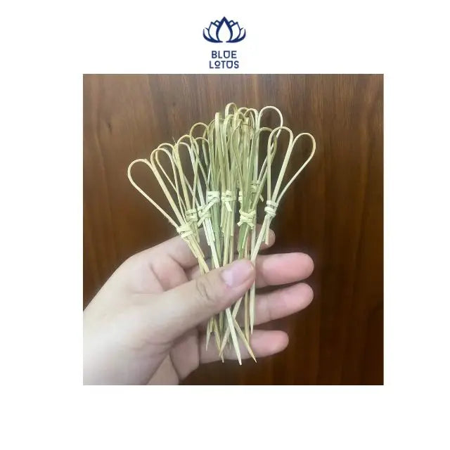 Wholesale Custom Natural Heart Bamboo Pick Stick for Party Food Fruit Sandwich Cake Decoration Use Disposable Skewer Stick
