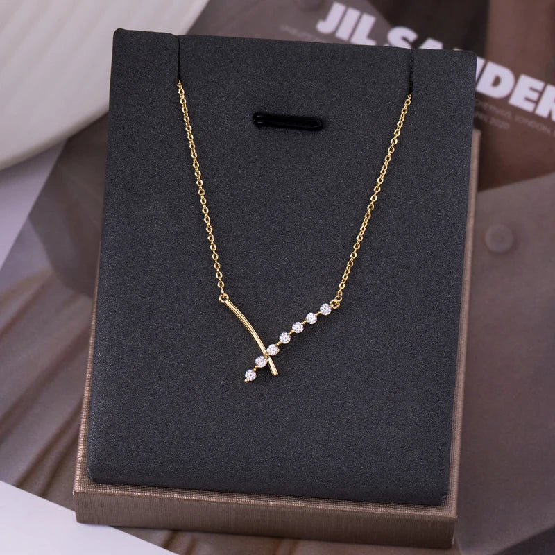 Charming Jewelry Contracted Style Silver and Gold Plated Pendant Necklace Minimalist Zircon Pendant Collarbone Chain for Women