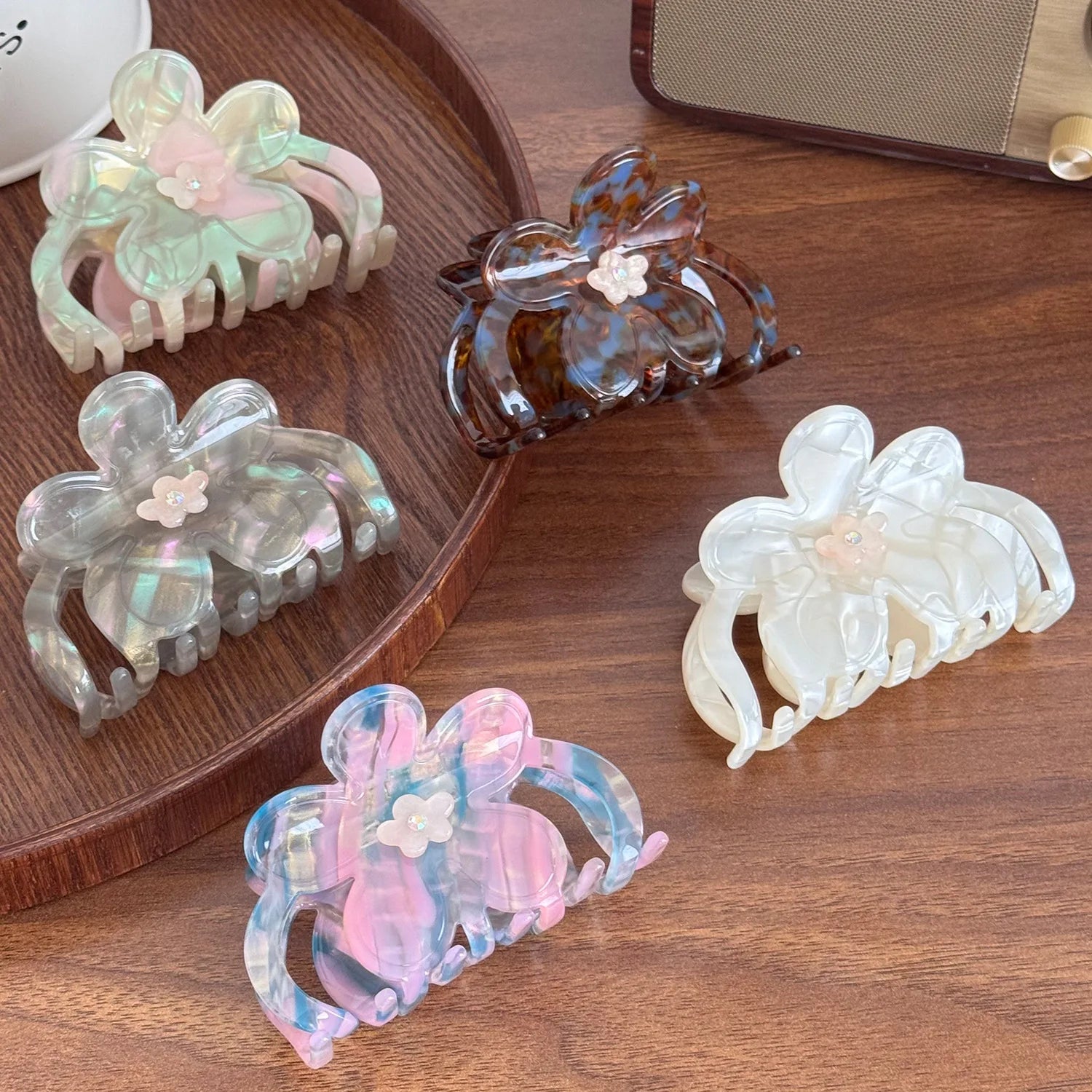 DOWELL Wholesale Elegant 3D Flower Hair Claw Clip for Women Simple Style Bun Holder Shark Clip