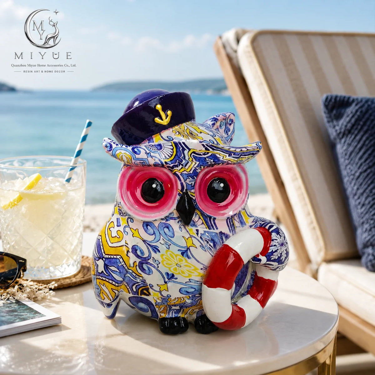 New Creative Pirate Owl Ornament Modern and Simple Office and Study Decoration Resin Handicrafts MegaBDM
