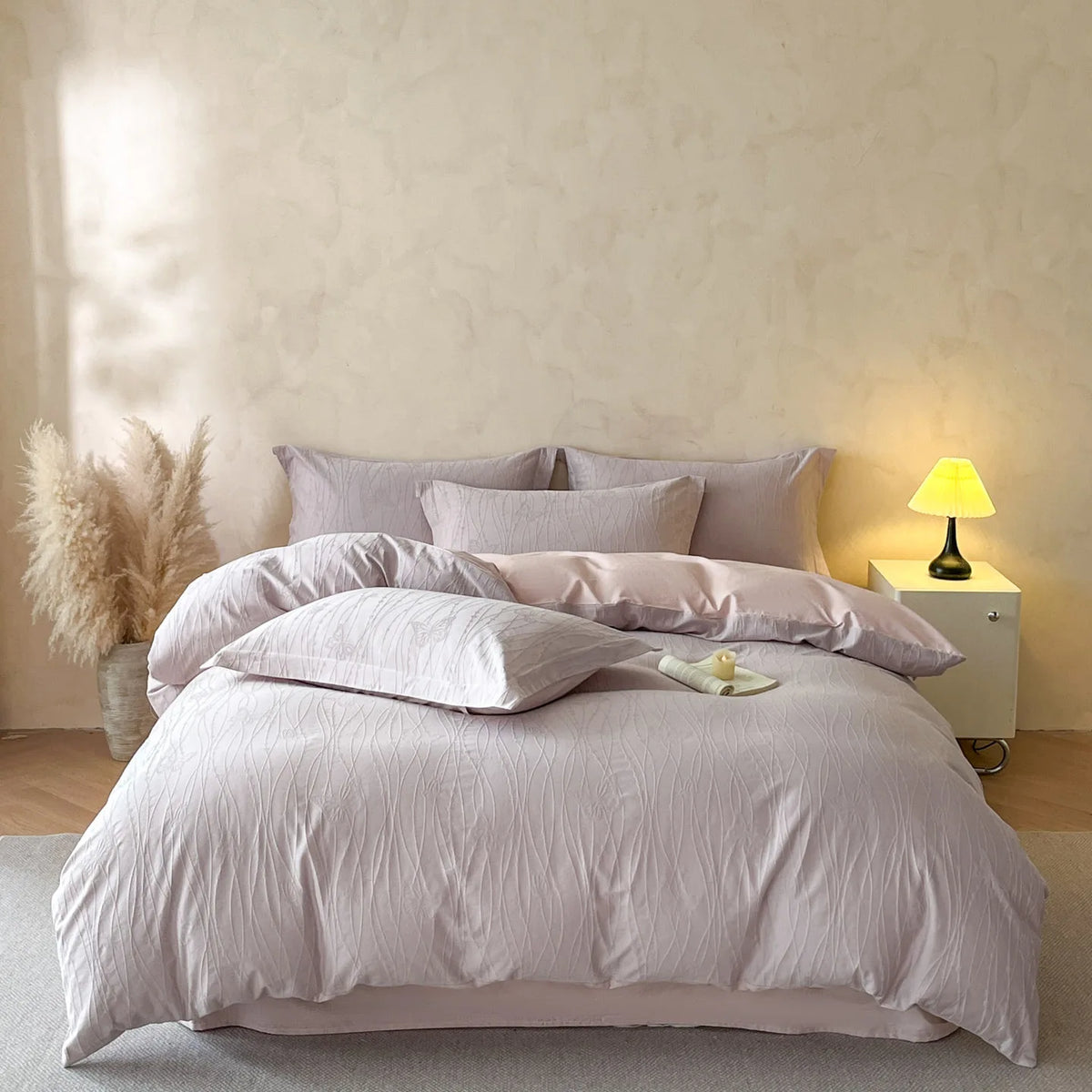 High End Luxury Hotel Textile Purple Bed Linen 300tc Long Staple Cotton Bedsheet 4-Piece Modern Duvet Cover Bedding Set Supplier MegaBDM