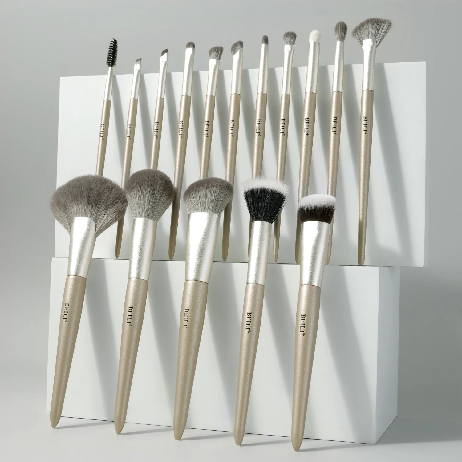 Professional Vegan Champagne Luxury Makeup Brush Set Eco-friendly Wooden Handle Skin-friendly Synthetic Hair-16Pcs for Face