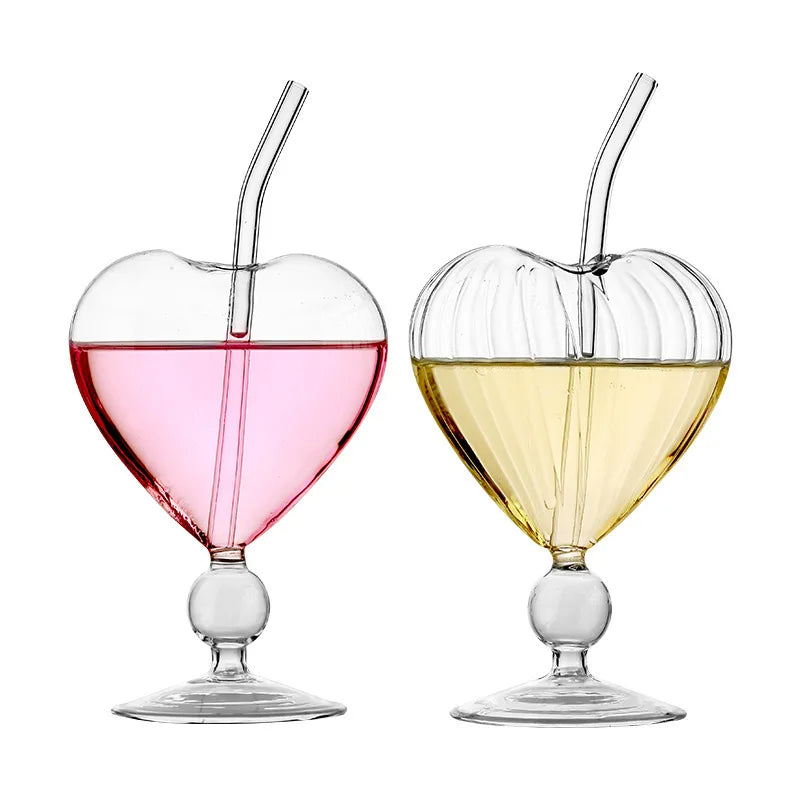 Hot Sale 220ml Heart Shape Ribbed and Smooth Cocktail Glass Cup with Straw