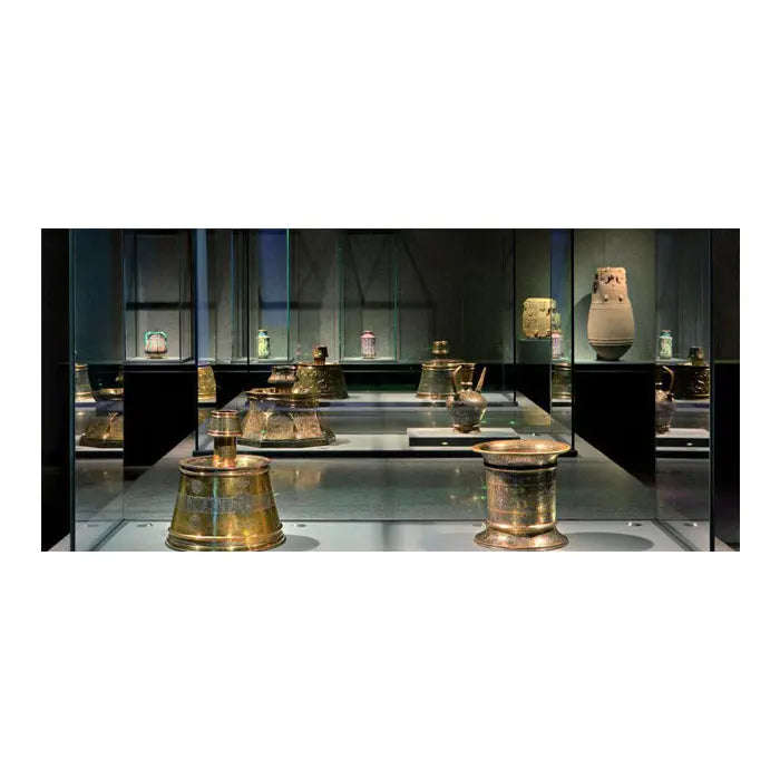 Direct Factory Production Customizable 3mm Solid Non-Reflective Glass Panel Industrial Museum Art Curtain Wall Lighting