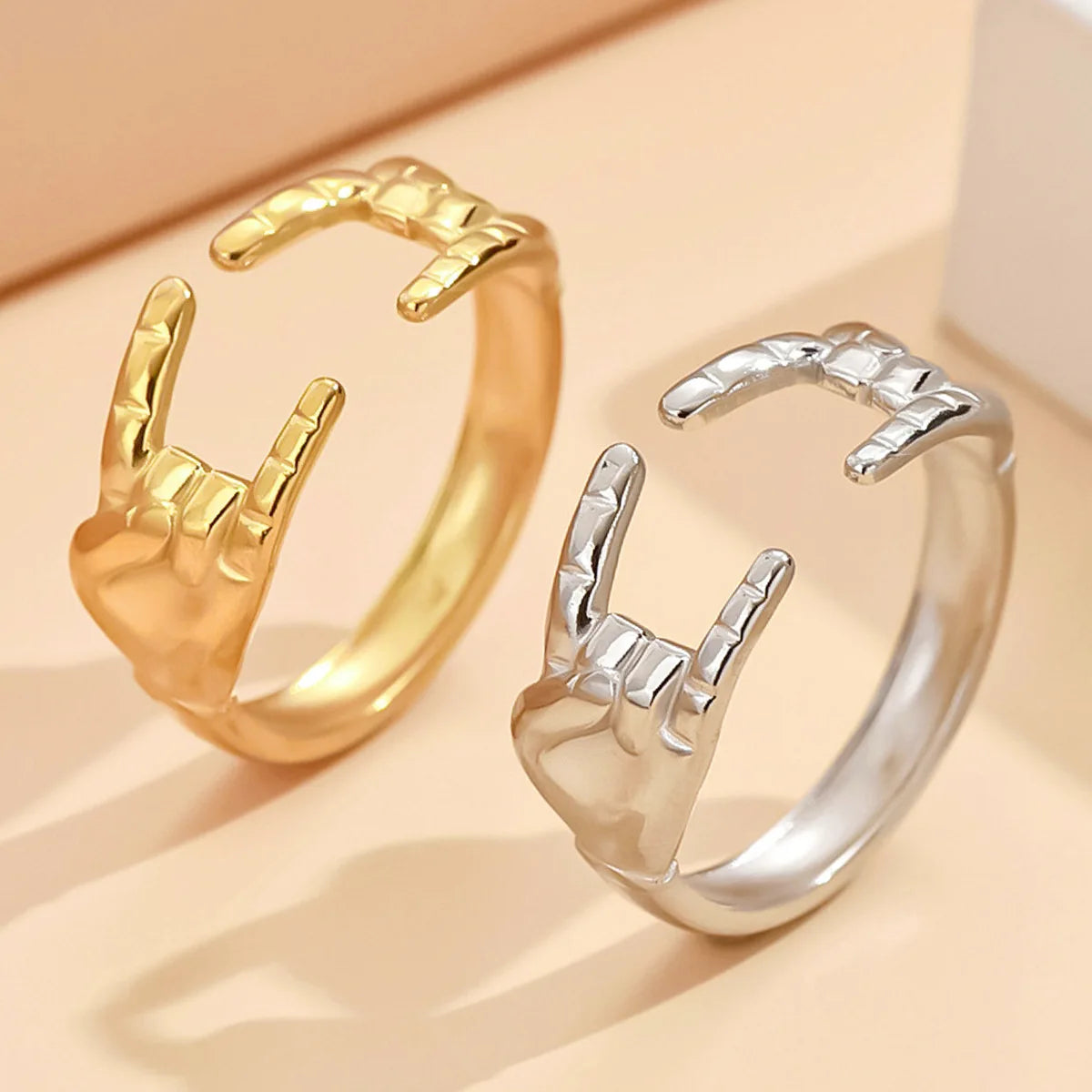 Minimalist Jewelry Titanium Steel Non Fade Ring Rock Gesture 18K Gold Plated Stainless Steel Open Ring Adjustable Finger Ring