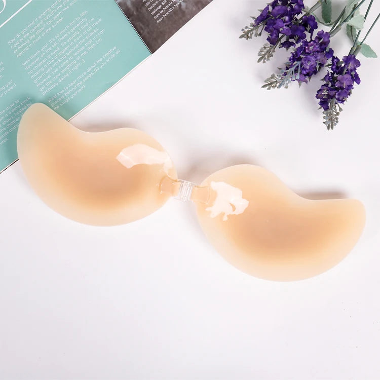 Stylish Ladies Silicone Bra Waterproof Reusable 0.2cm Thin Seamless Invisible Sticky Silicone Bra