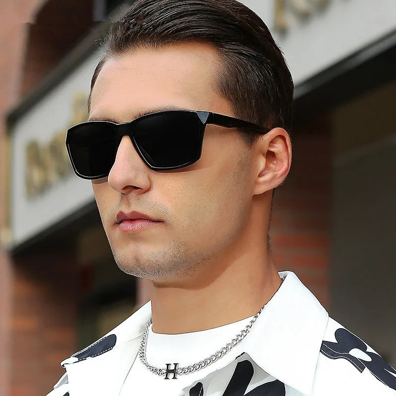 Custom Logo 2025 Fashion Men Square Sport Sun Glasses UV400 TR90 Polarized Sunglasses for Driving Gafas De Sol